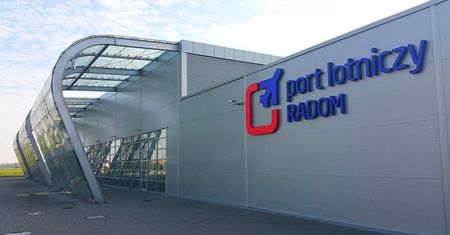 Lotnisko w Radomiu na budowę terminala jeszcze poczeka. Jest kolejne odwołanie