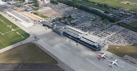 Będzie połączenie kolejowe z lotniskiem w Pyrzowicach. Pasażerowie czekają na nie od lat