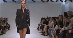 Anja Rubik inspiruje Vaccarello