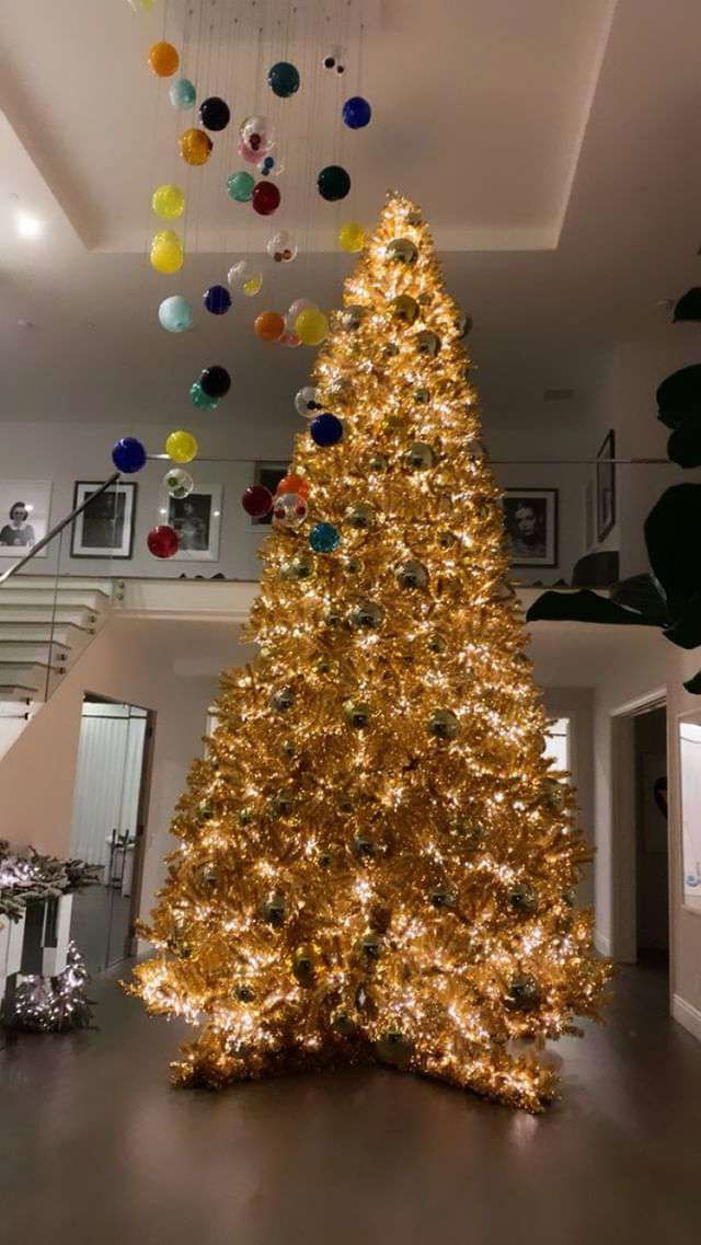 Kylie Jenner pochwaliła się choinką