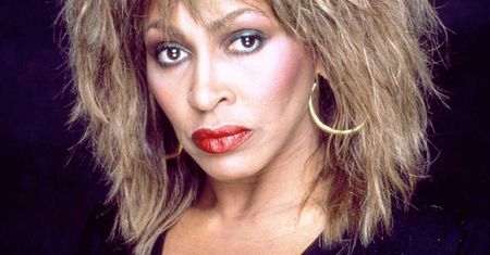 Tina Turner nie żyje, a ksiądz bezpardonowo OCENIA legendę w kazaniu. Niebo, piekło czy czyściec?