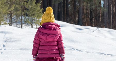 Siedmiolatka szła po stoku ze łzami w oczach. Przestroga dla innych