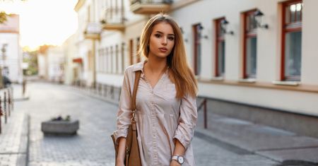 Przepiękne szmizjerki. Jedna sukienka i elegancki strój gotowy