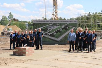 W Zielonce powstaje centrum rakiet