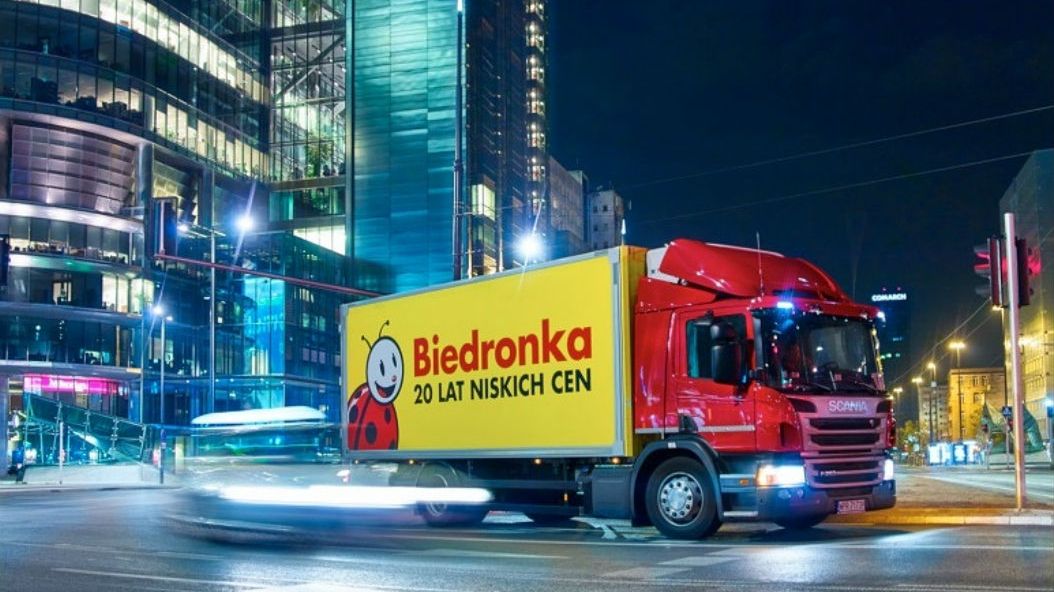 Wpływy z CIT od sieci handlowych wzrosły w ubiegłym roku. Na czele płatników Biedronka.