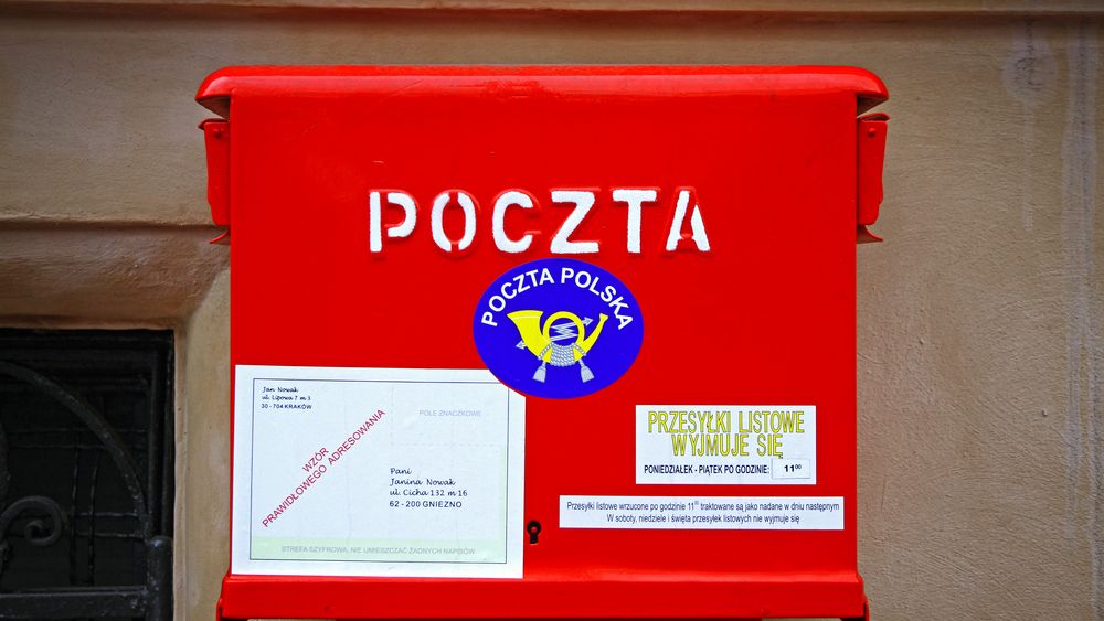 Poczta Polska skarży się, że dostaje bardzo mała pomoc ze strony państwa, więc swój rozwój musi opierać na przynoszącym coraz więcej strat doreczaniu listów