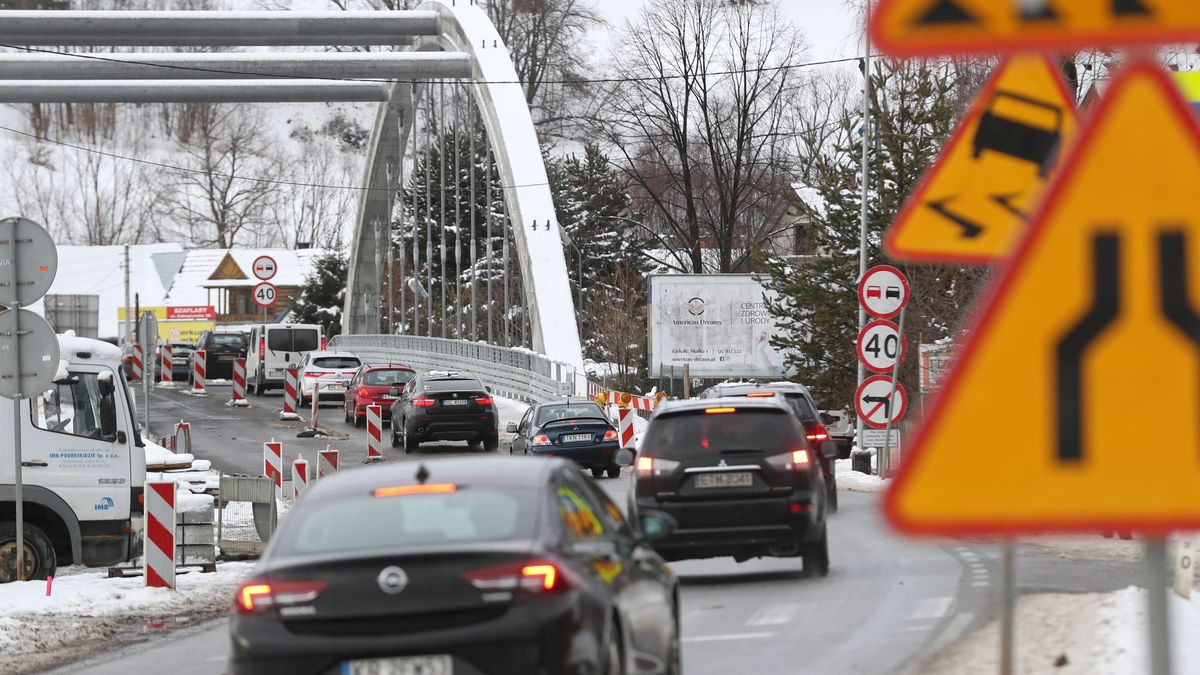 Przez zakopiankę łatwo przejechać nie jest.