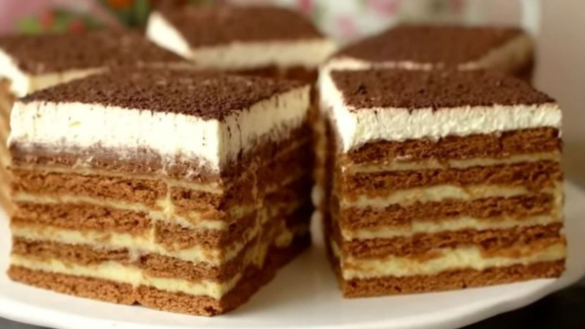 Ciasto bez pieczenia- Pyszności; źródło Youtube Mała Cukierenka