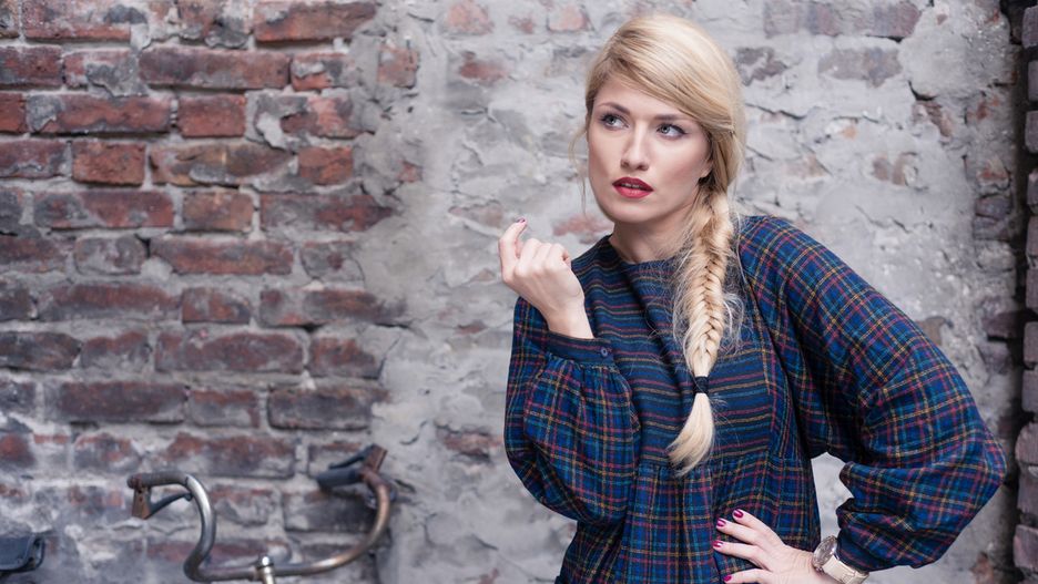 Kolorowe sukienki w stylu vintage zawsze prezentują sie oryginalnie