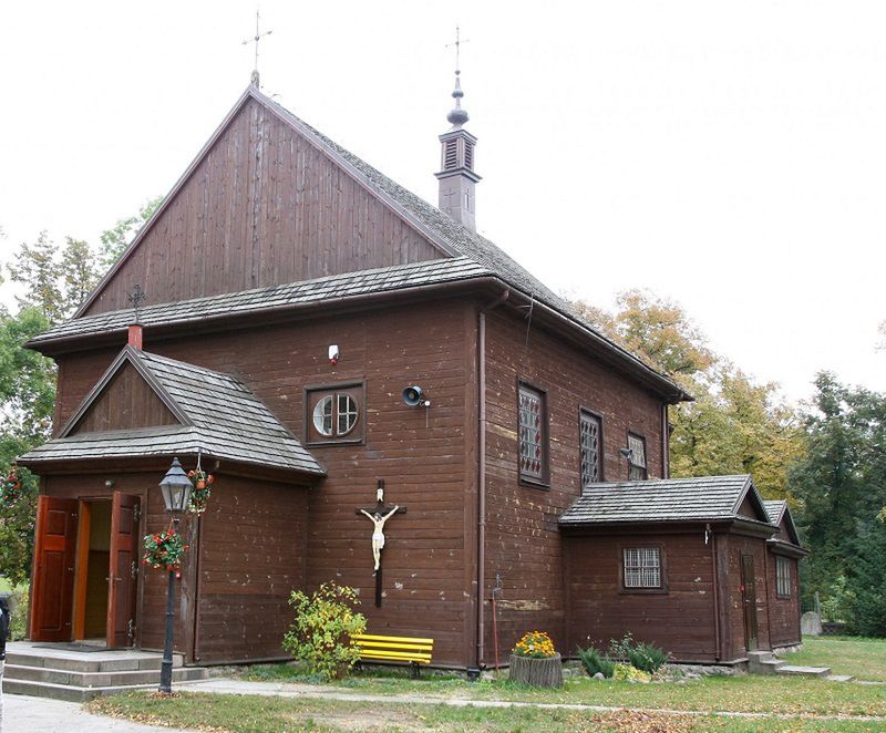 29-letni mężczyzna groził spaleniem zabytkowego drewnianego kościoła w Gliniance, obiektu sakralnego z ponad 250-letnią historią. 