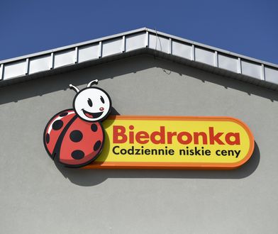 Promocje w Biedronce. Kiełbasa po 99 gr, tyle samo za dynię. Schab za nieco ponad złotówkę, a masło za niespełna 2 zł