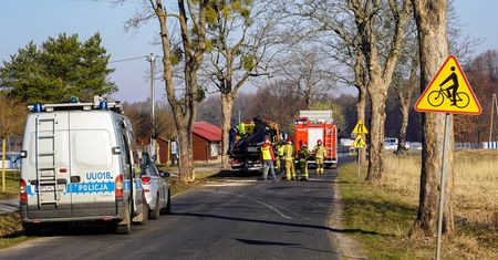 Koszmarny wypadek. Nie żyją 3 młode osoby