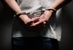 Mężczyzna rzucił się z nożem na policjantów. Padł strzał