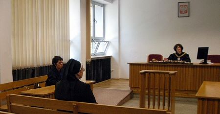 Kolejne wyroki eksmisji b. betanek