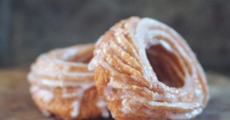 Pączki hiszpańskie z lukrem i rumem. Po prostu pyszne