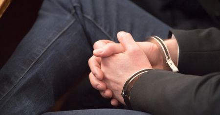 Kolejny niebezpieczny mężczyzna na ulicach Krakowa. Zaczepiał młode kobiety
