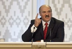 Wszystko dla pasażera: w białoruskich samolotach będą sprzedawać wódkę i papierosy