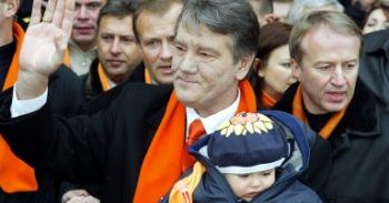Wiktor Juszczenko chwali parlament i grozi separatystom