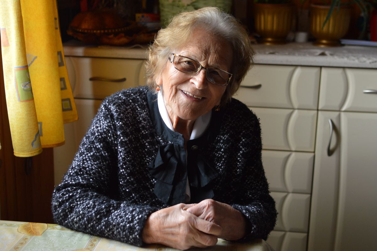 "Znam wojnę, sieroctwo i biedę". 88-latka oddaje niepełnosprawnym każdy grosz