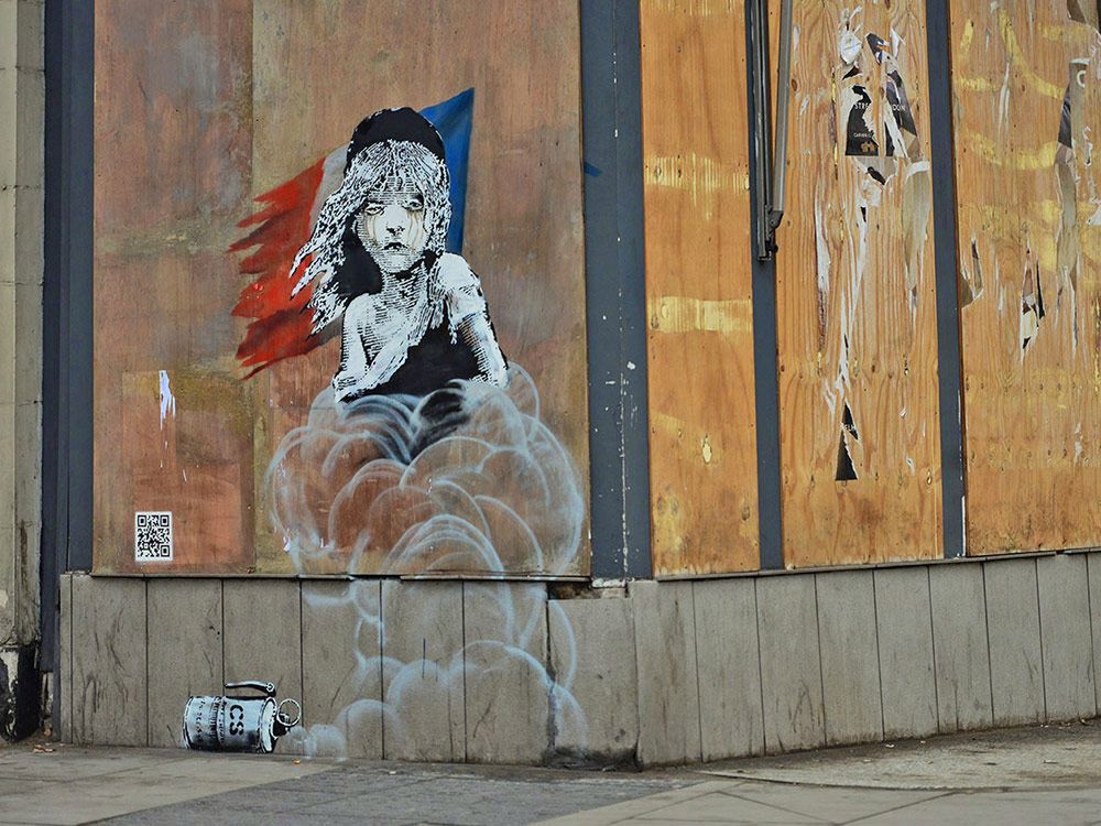 Banksy znów szokuje sztuką. Tym razem poszło o uchodźców