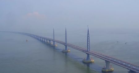 Chiny: Xi Jinping otworzył najdłuższy most świata