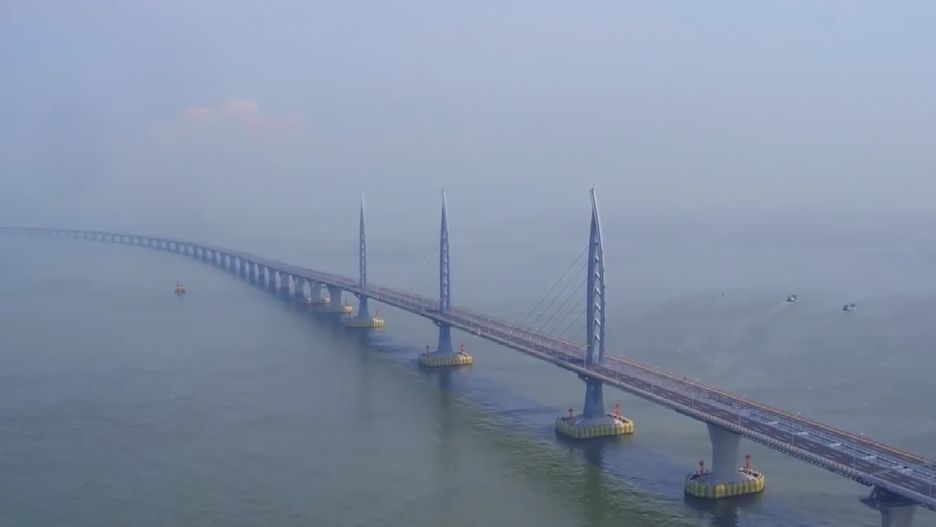 Chiny mają najdłuższy most świata. Xi Jinping dokonał wielkiego otwarcia.