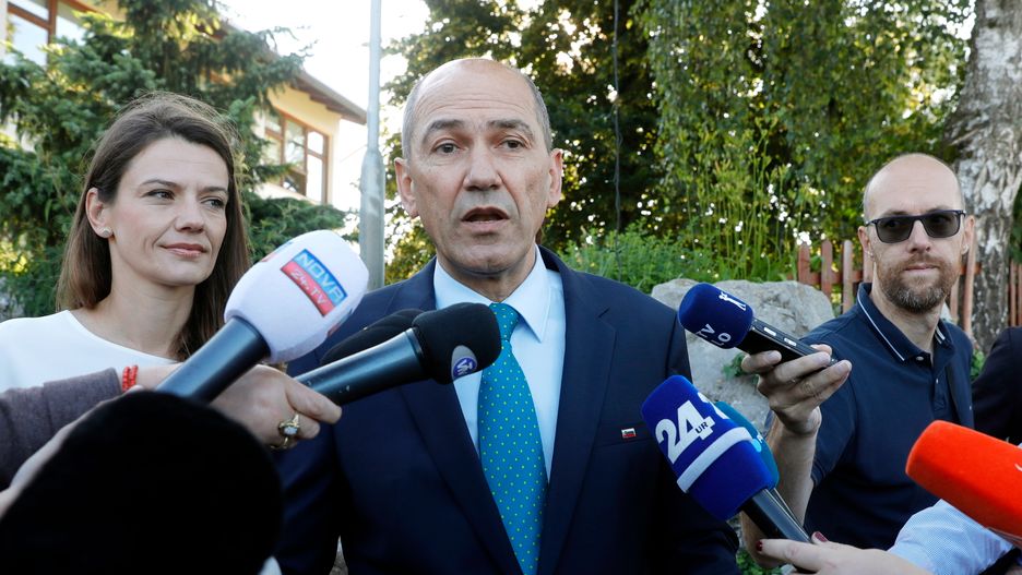 Janez Jansa jest liderem SDS