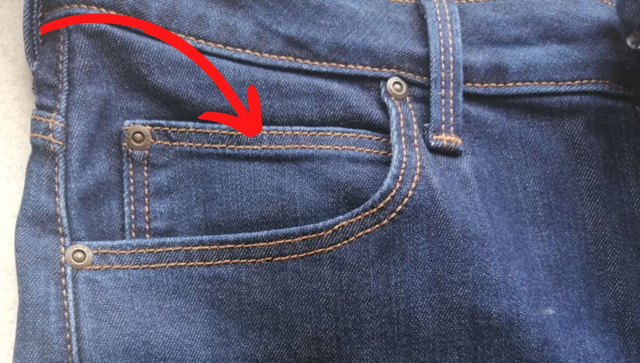 To jest prawdziwy powód, dla którego jeansy mają tę małą kieszeń