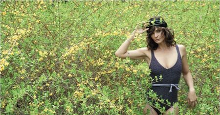 Helena Christensen na okładce magazynu "Russh"