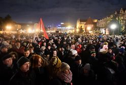 Gdańsk wspomina Pawła Adamowicza. Odsłonięcie pamiątkowej tablicy