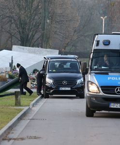 Szokujące doniesienia ws. ekshumacji. Ewa Kopacz w prokuraturze