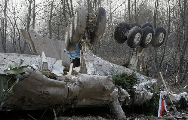 Katastrofa smoleńska - wypadek czy zamach? Czas nie wpływa na zmianę odpowiedzi