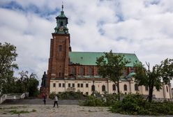 Katedra gnieźnieńska jak Titanic. "Orkiestra grała do samego końca"