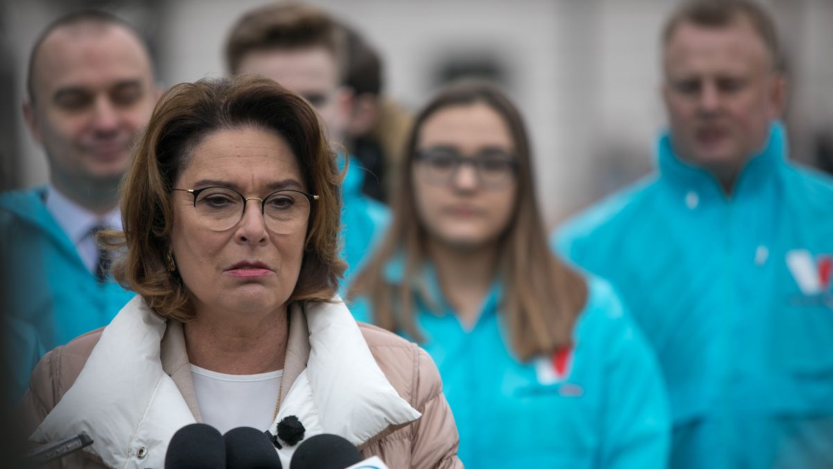 Koronawirus w Polsce. Małgorzata Kidawa-Błońska jest ofiarą kłótni w opozycji