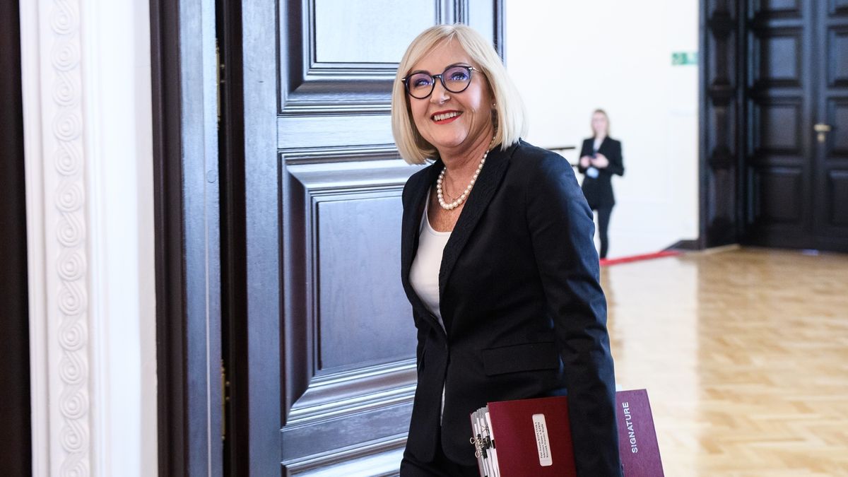 Joanna Kopcińska, rzecznik rządu.