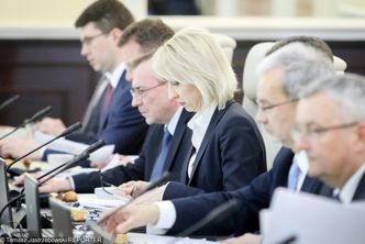 Rekonstrukcja rządu pewna. Teresa Czerwińska może odejść razem z nowymi europosłami