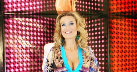 Joanna Trzepiecińska po przerwie na salonach. Jak teraz wygląda serialowa Alutka?