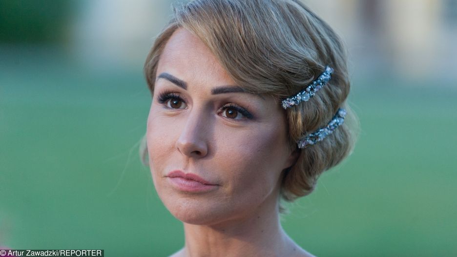 Blanka Lipińska na okładce magazynu "Viva"