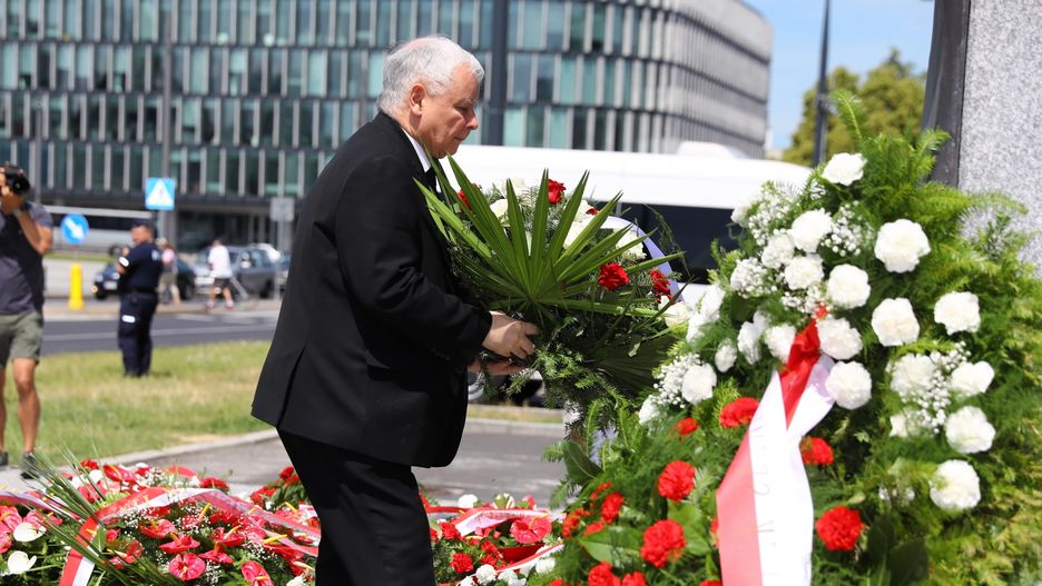 Jarosław Kaczyński w czasie miesięcznicy smoleńskiej