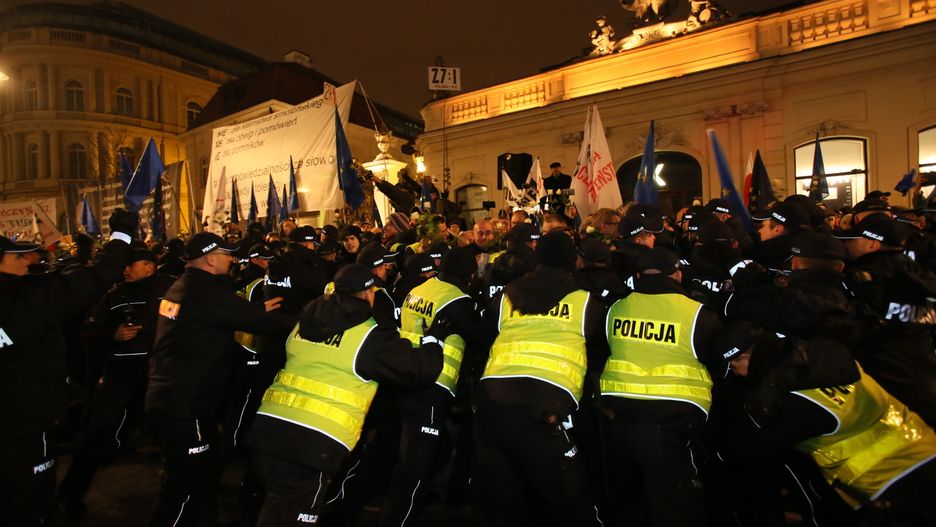 Manifestacja w dniu miesięcznicy smoleńskiej