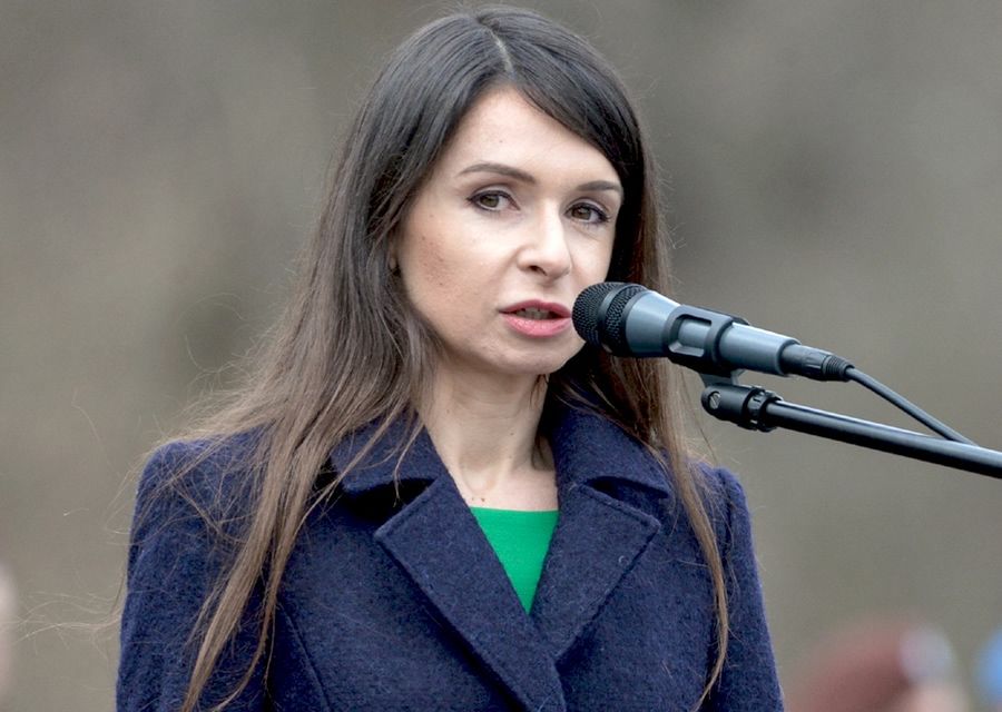 Kaczyńska pisze o sporze w tygodniku "Sieci"