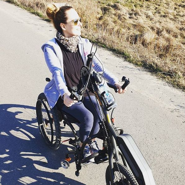 Monika Kuszyńska na rowerze. Fani komentują: to zdjęcie jest definicją szczęścia