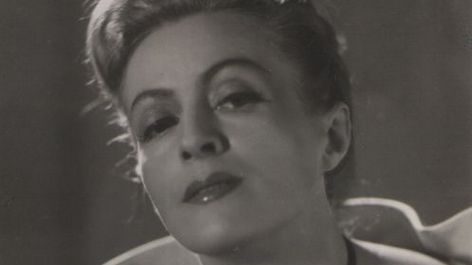 Do końca życia była kojarzona z teatrem