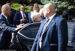 Policjant nie chciał wpuścić auta Kaczyńskiego. To spotkało go później...