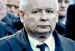 Zwyczaje Jarosława Kaczyńskiego. Prezes dostaje wydrukowane strony internetowe