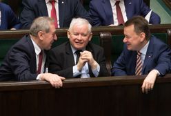 Przyspieszone wybory? PiS zmiażdżyłoby konkurencję. Sondaż daje partii niemal 50 proc.