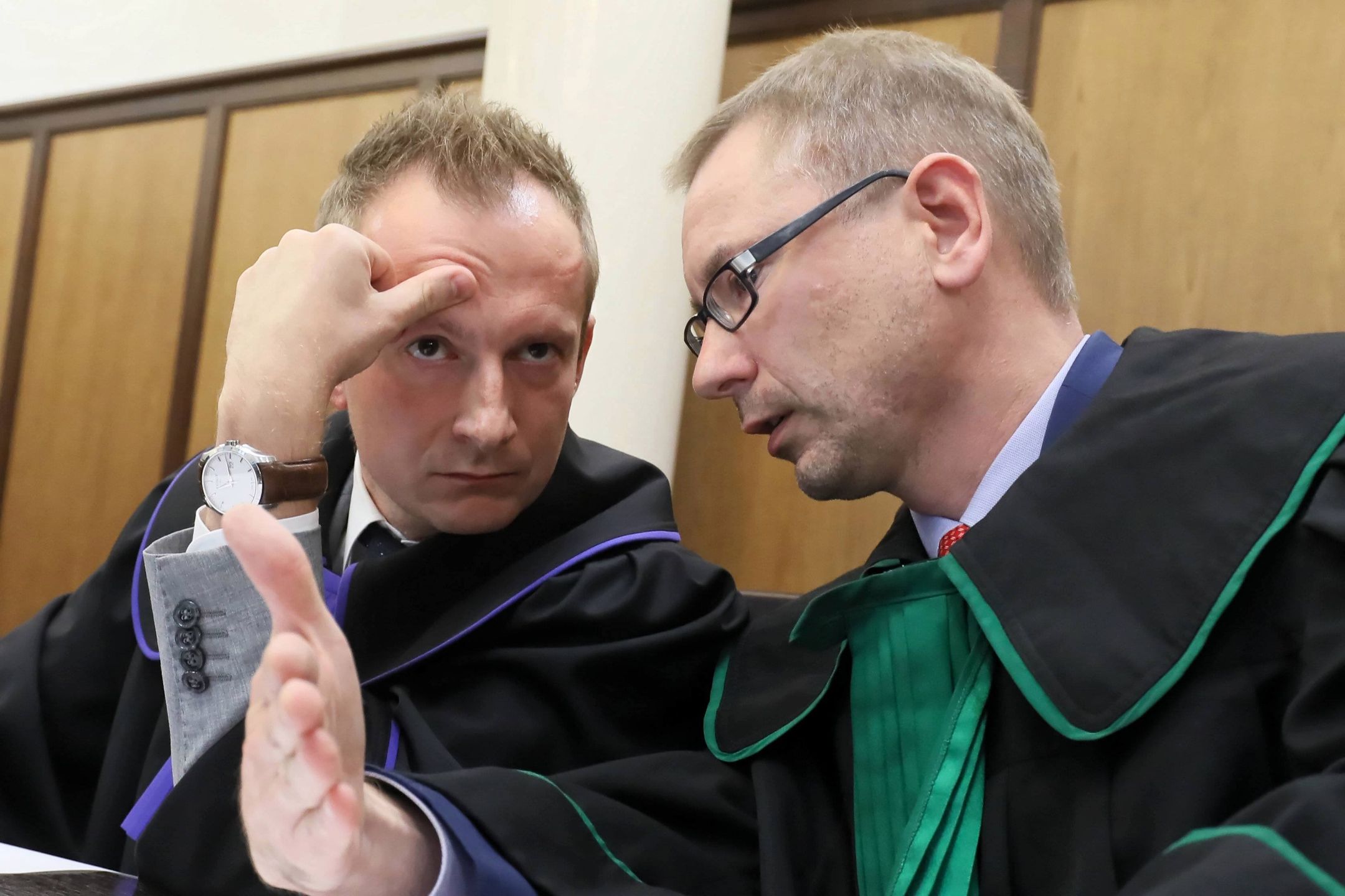 Mec. Adrian Salus i mec. Bogusław Kosmus - to prawnicy prezesa PiS Jarosława Kaczyńskiego 