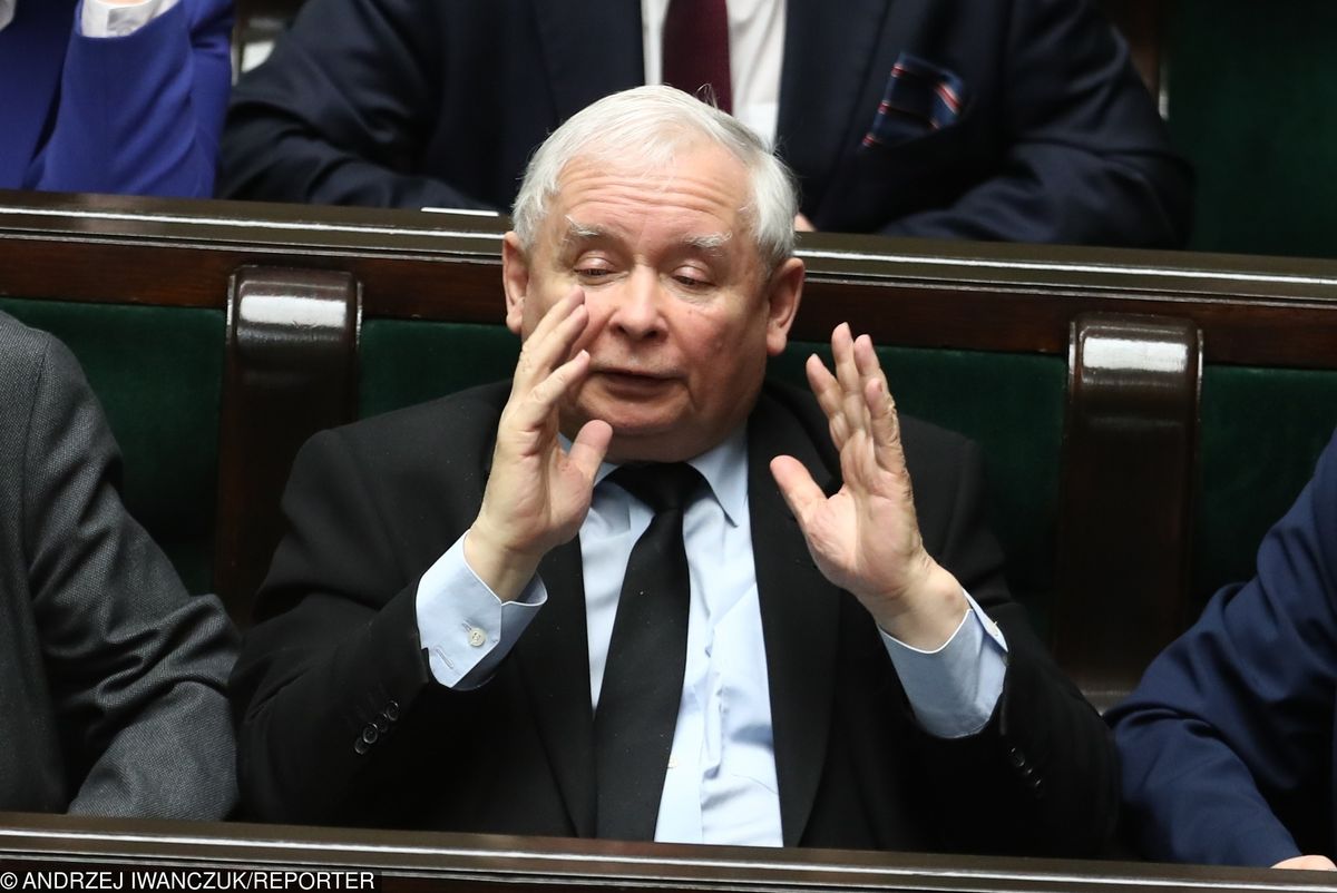 PiS może przegrać wybory. Jarosław Kaczyński przestrzegł członków klubu