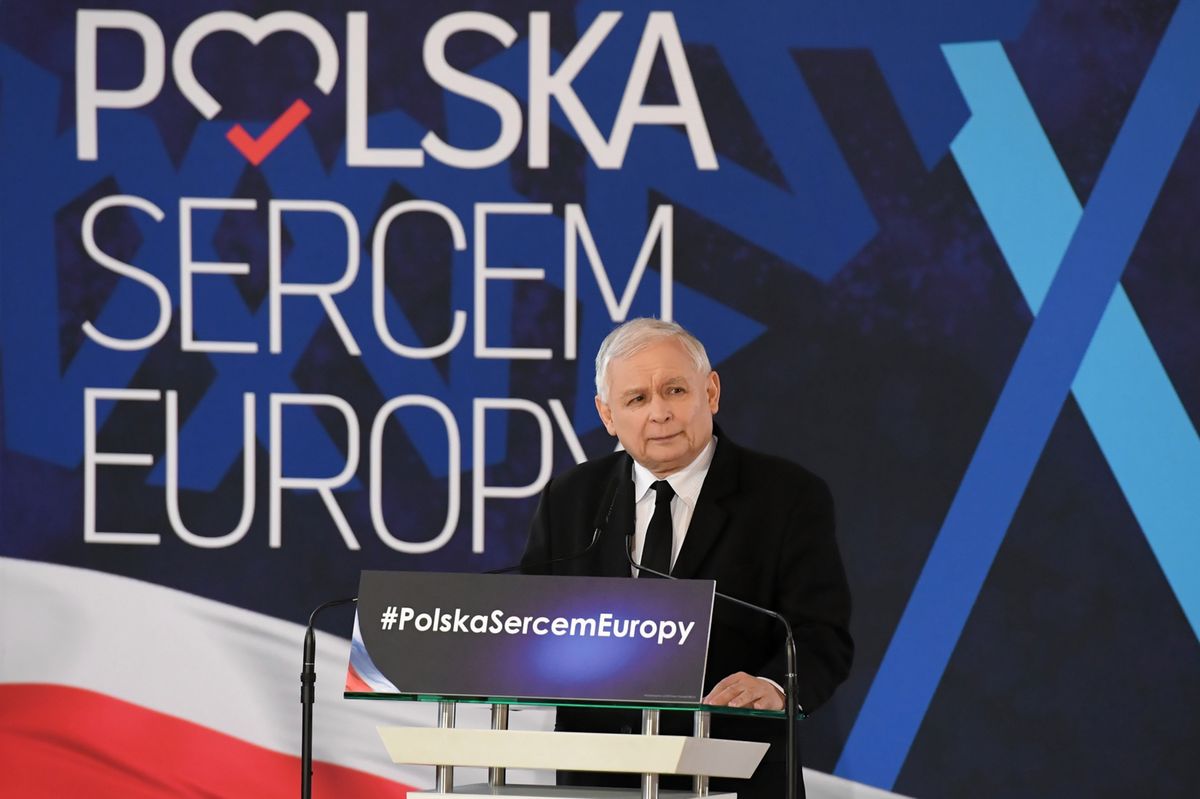 Jarosław Kaczyński grozi opozycją. Mówił o "ofensywie lewactwa"