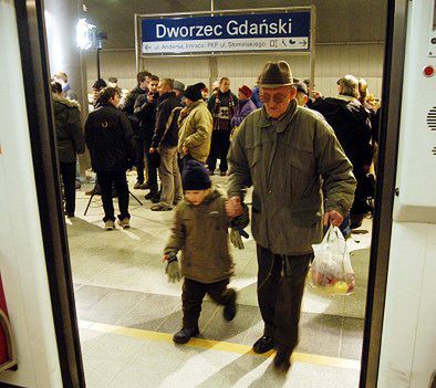 Warszawskie metro dłuższe o 2 km